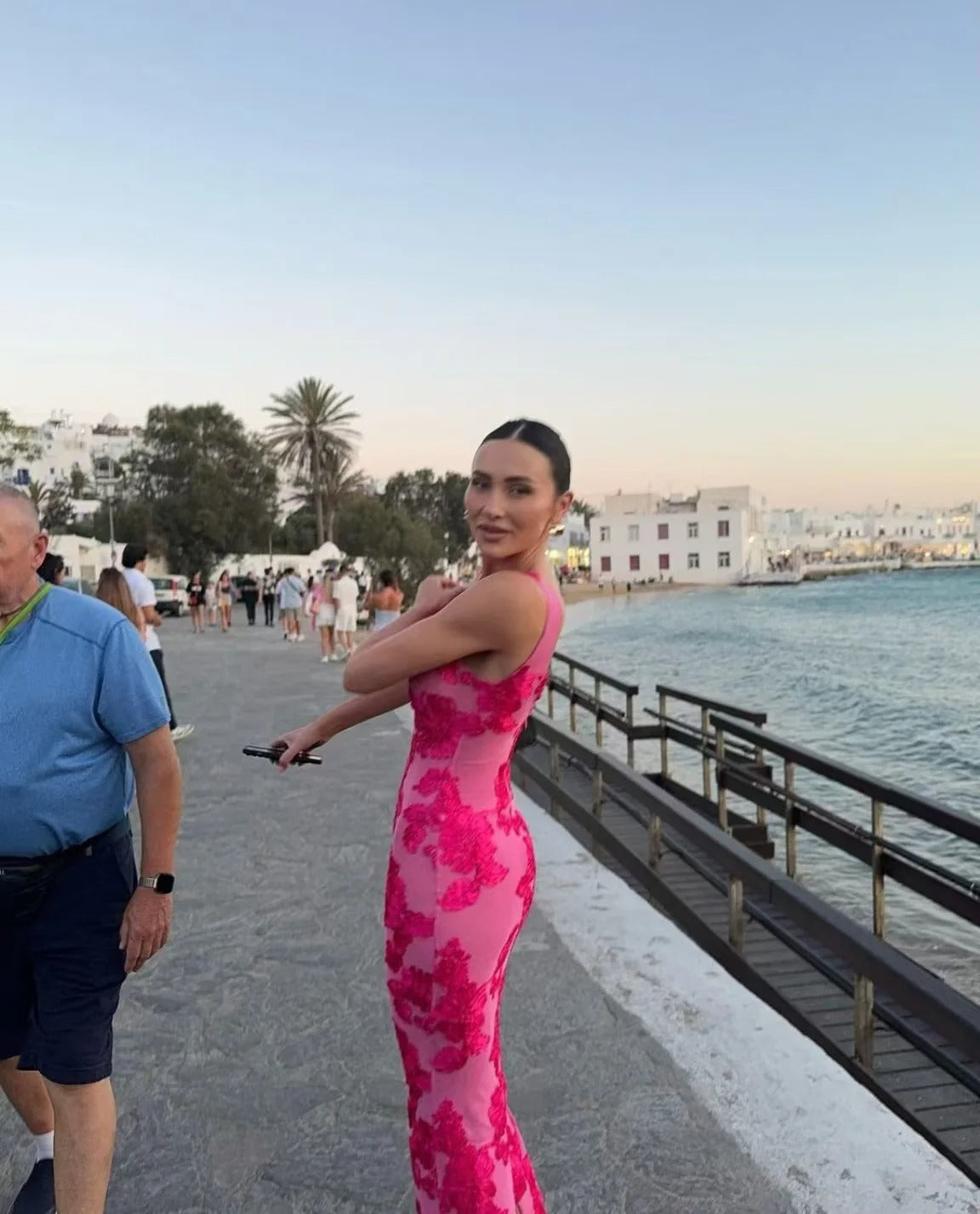 Damska Sukienka Na Studni贸wk臋 Maxi Dopasowana Z Kwiatowym Wzorem