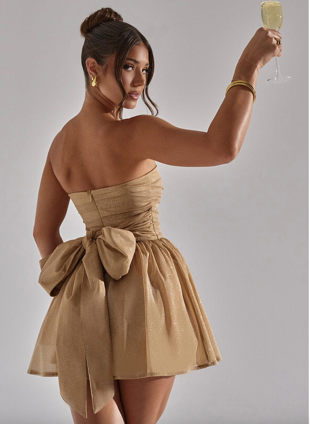 Sukienka Cekinowa Damska Mini Bez Ramiączek Rozkloszowana | Na Imprezy I Przyjęcia