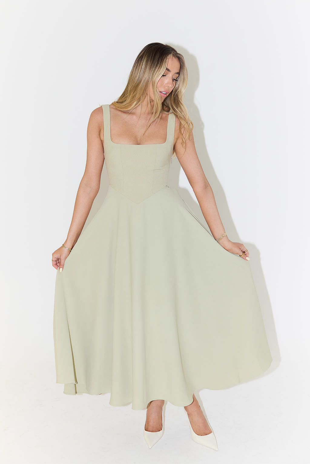 Sukienka Na Studniówkę | Damska Sukienka Midi Z Kwadratowym Dekoltem Rozkloszowana