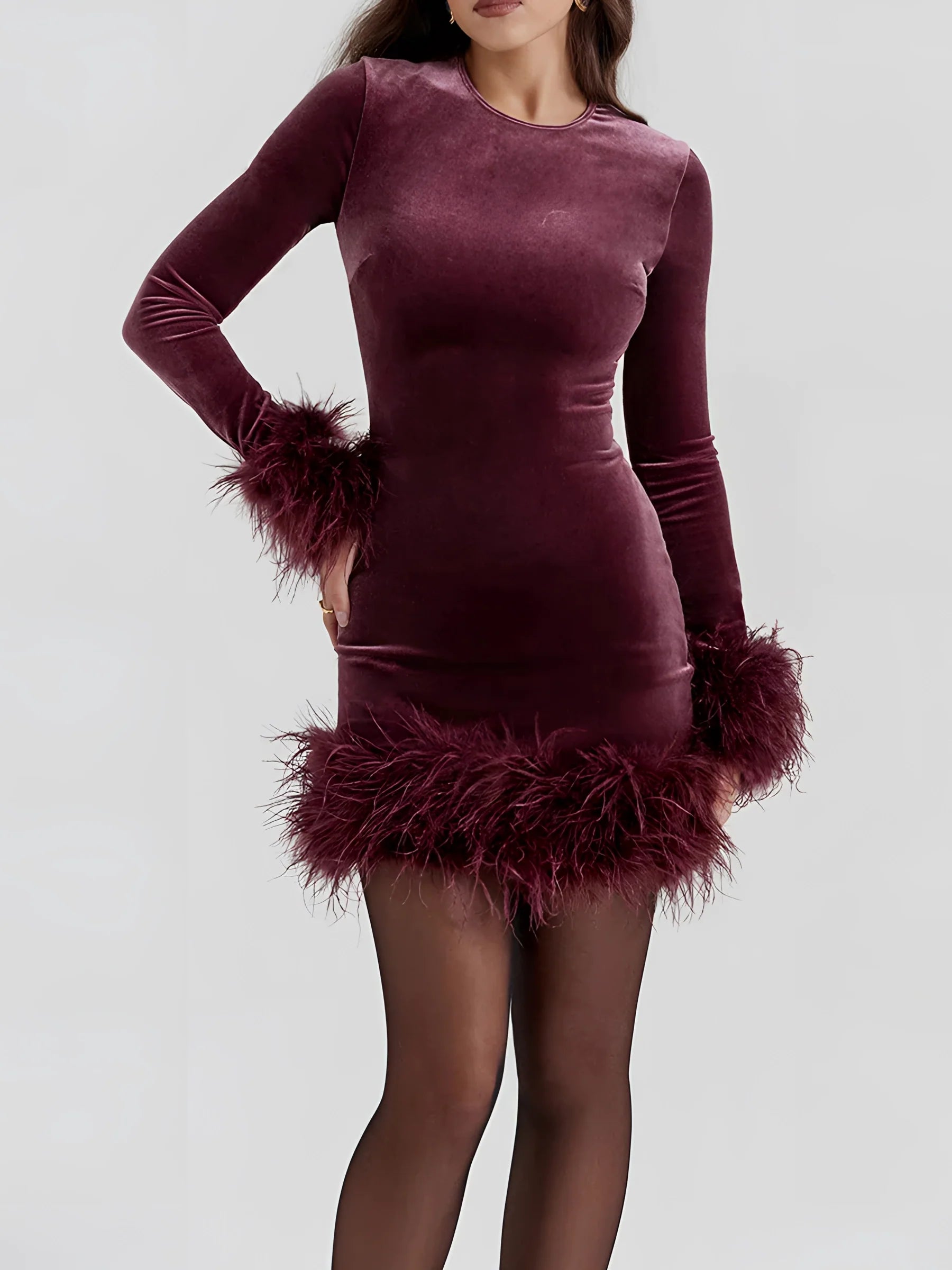 Sukienka Na Sylwestra Mini Długie Rękawy Obcisła Zdobione Mankiety i Rąbek | Wieczorowa Na Imprezę