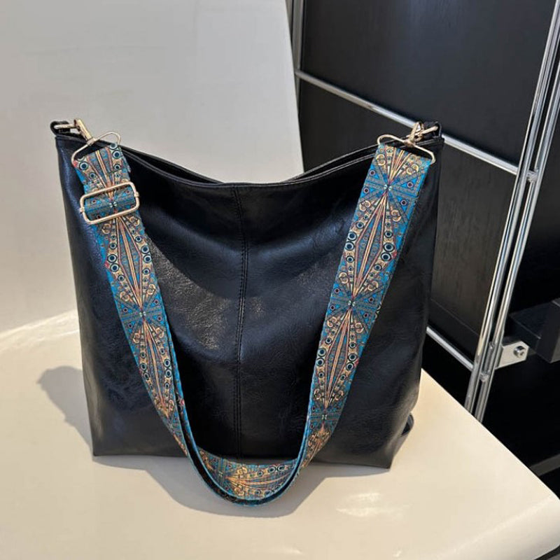 Torebka Damska Hobo Na Ramię Z Regulowanym Paskiem | Codzienna i Do Pracy